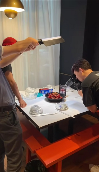 ����Ƶ�زĲɼ�ͼ2